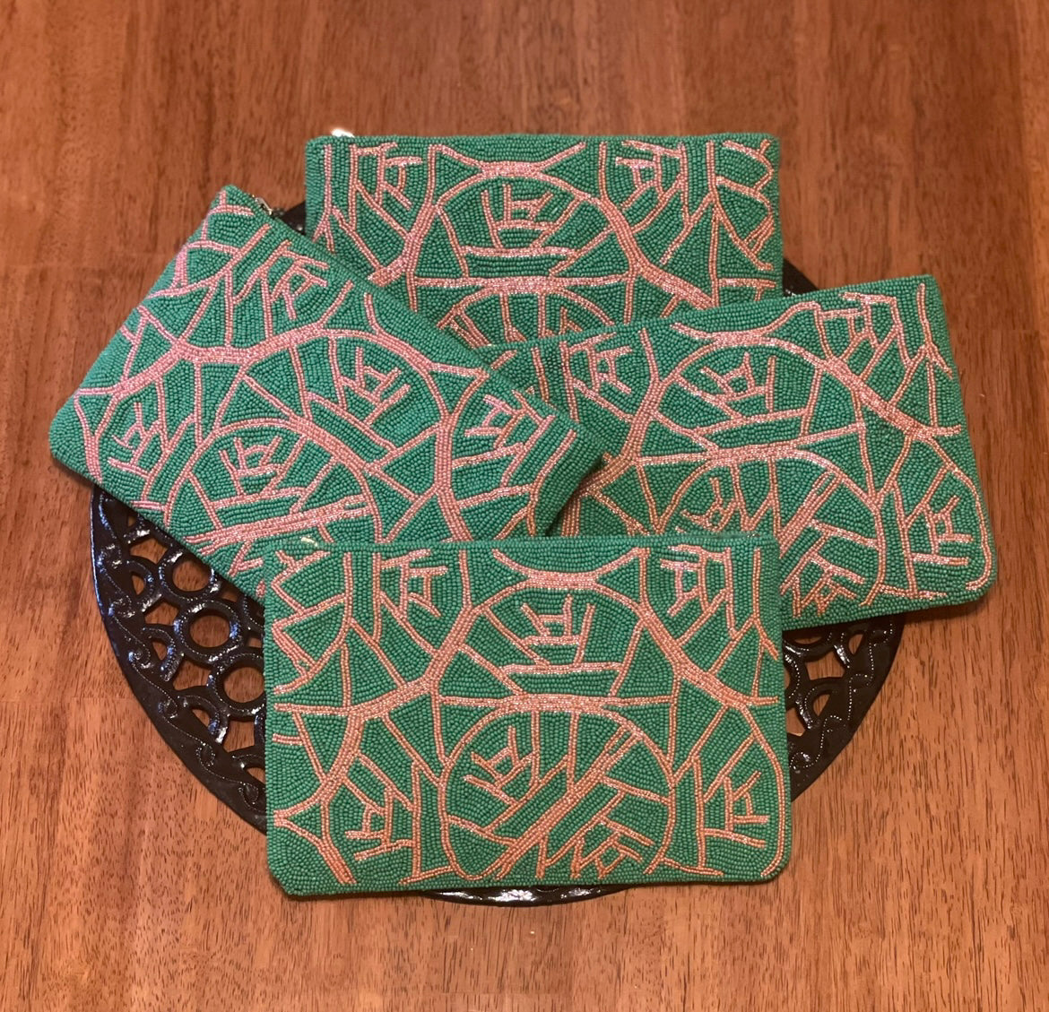 Beaded C'est La Ivy Rose Clutch Handbag