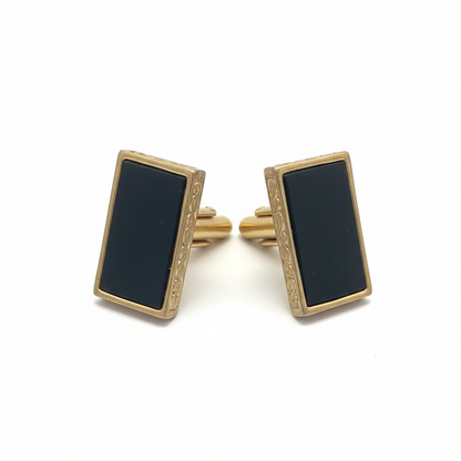 Onyx Horn Cufflink – Hero White Background