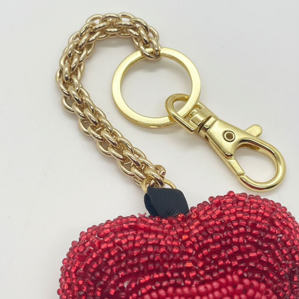 Rope Chain and Clasp Detail
